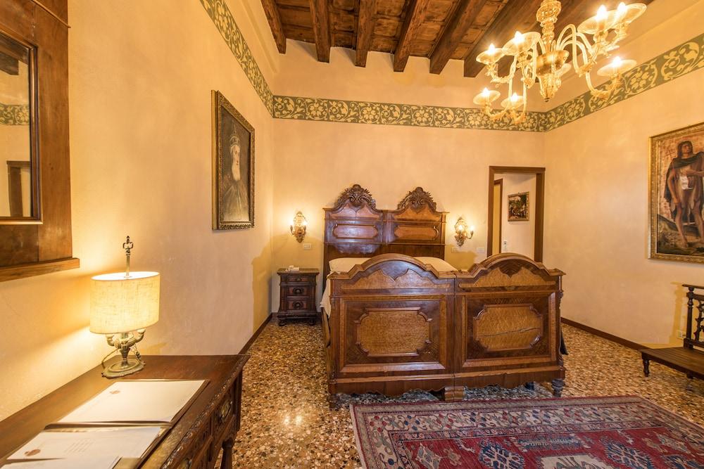 Palazzo Priuli 4* Venecia